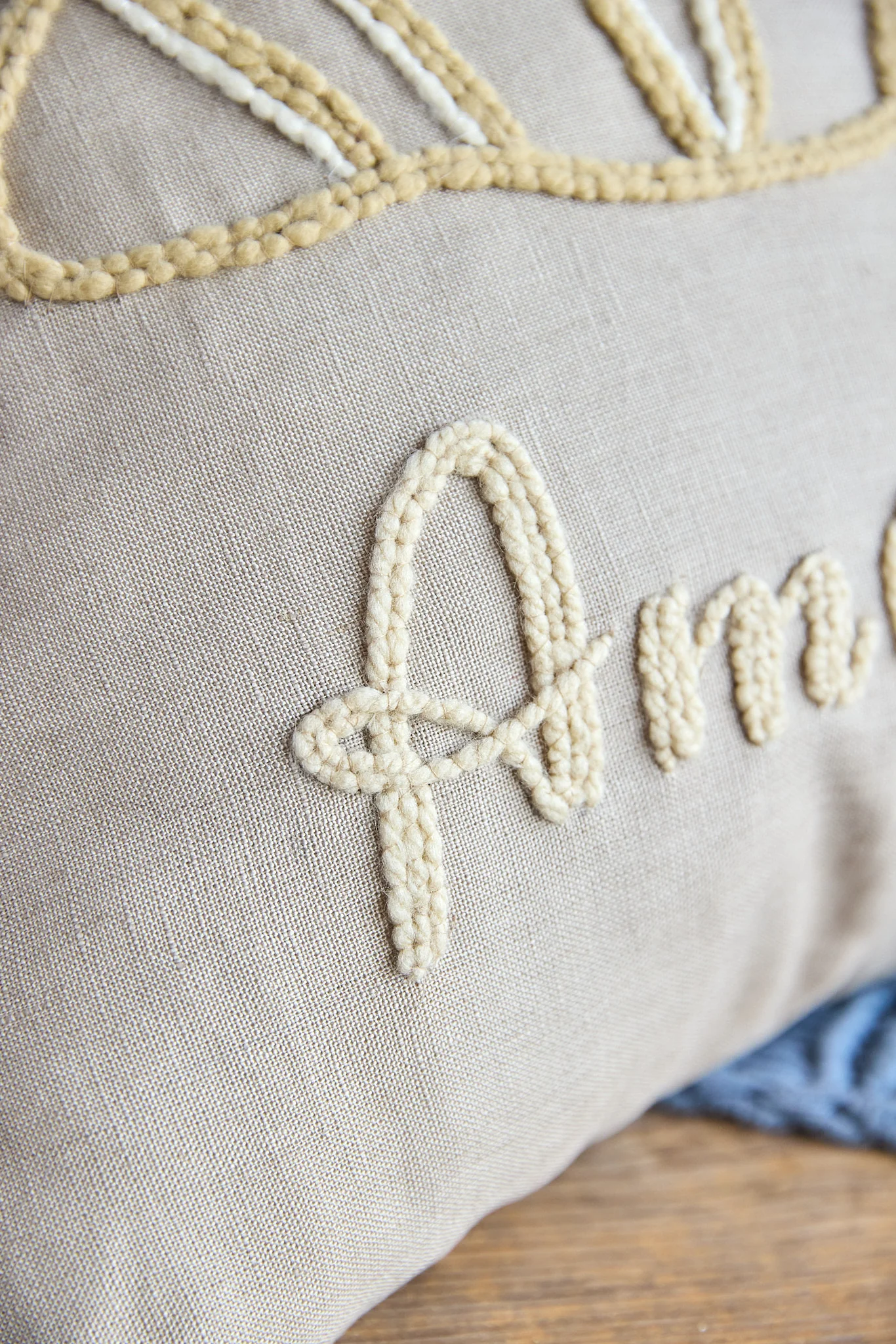 "amour" croissant pillow - Image 5