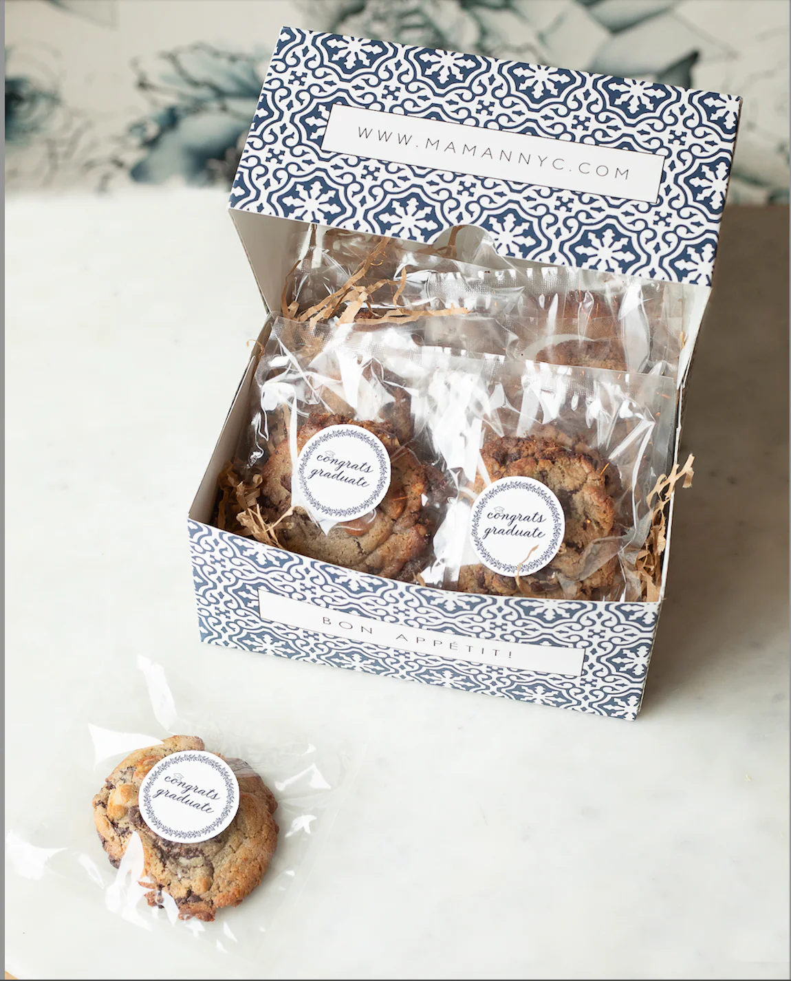 cookie gift box with stickers for special occasions - Image 5